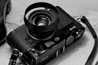 Leica D-Lux 2 • Smartson